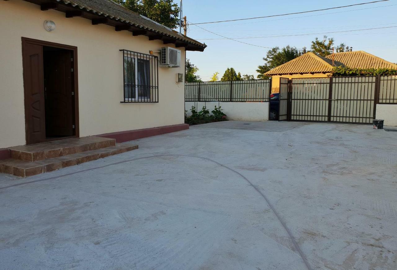 Casa Enka Hotel Тузла Екстериор снимка